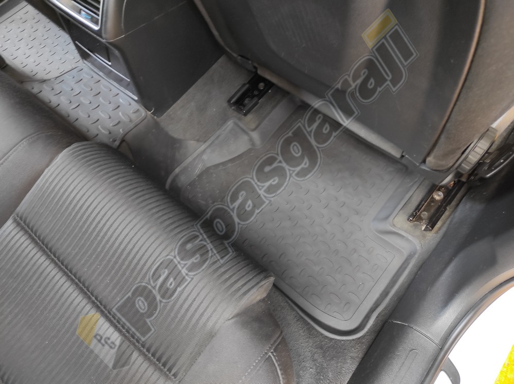 Audi A4 B8 Kasa (2007-2015) Seintex 4D Havuzlu Paspas