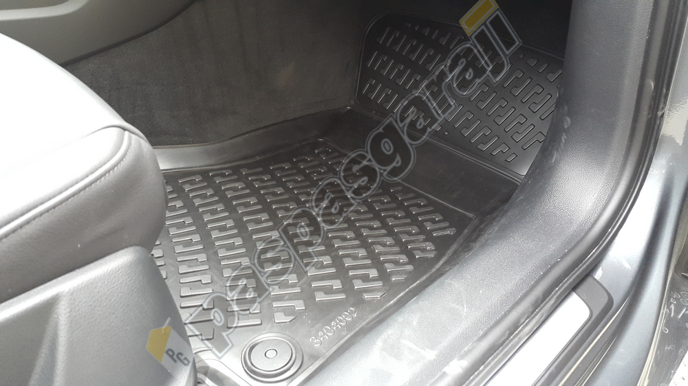 Audi A4 B9 3D Havuzlu Paspas, 2015- Sonrası