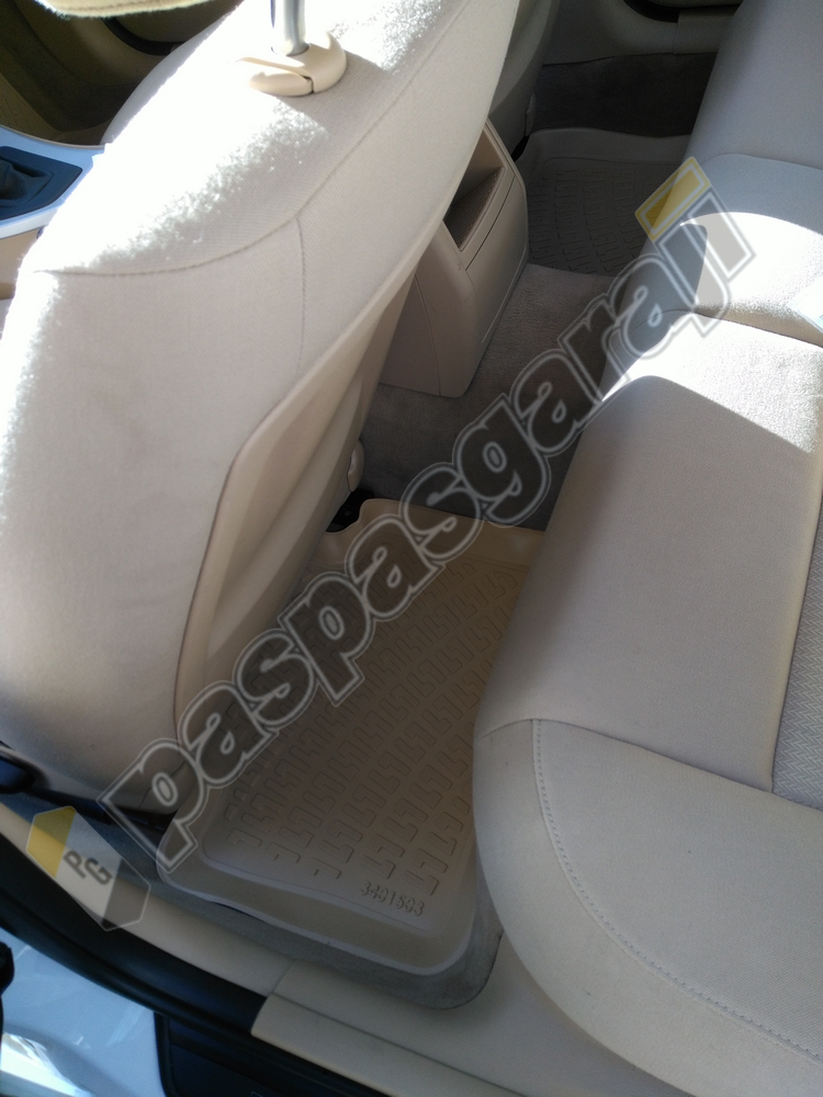 Bmw 3 Serisi E90 3D Havuzlu Bej Renk Paspas, 2005-2013 Arası