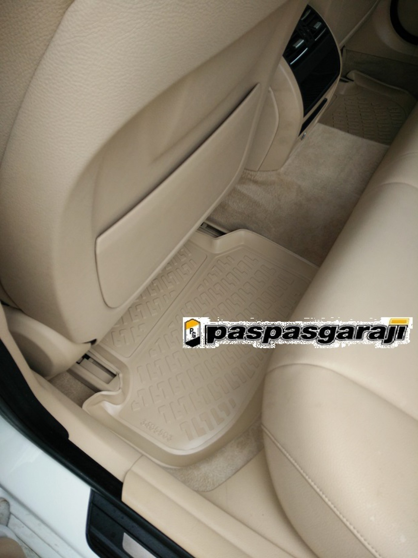 Bmw 5 Serisi F10 Bej 3D Havuzlu Paspas 2009-2012 Arası