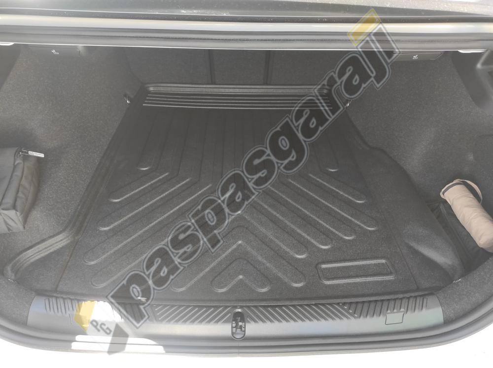 Bmw İ5 M60 Bagaj Havuzu, 2023- Sonrası Bmw İ5 M60 Bagaj Havuzu, 2023- Sonrası