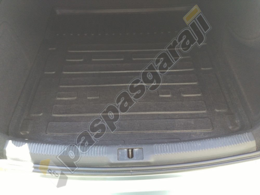 Kaiser Audi A4 B8 Bagaj Havuzu, 2008-2016 Arası Kaiser Audi A4 B8 Bagaj Havuzu, 2008-2016 Arası