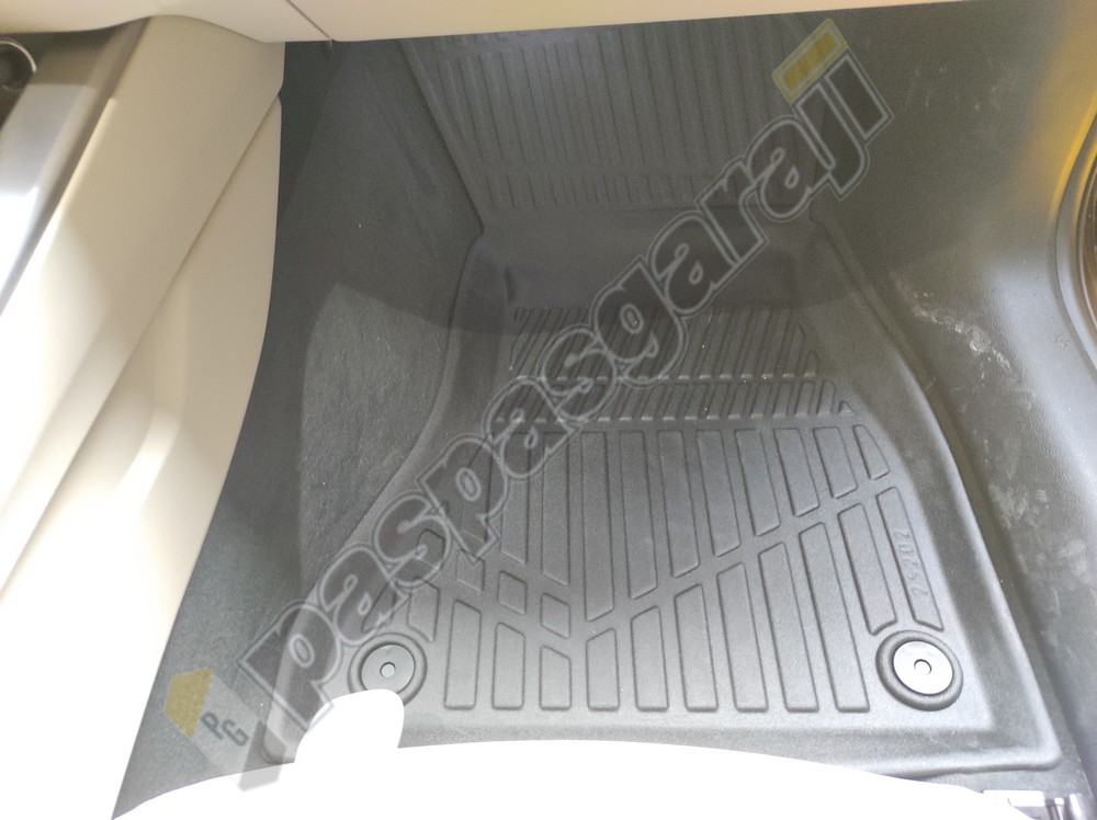 Kaiser Audi A4 B9-B10 3D Havuzlu Maxi Paspas, 2016-