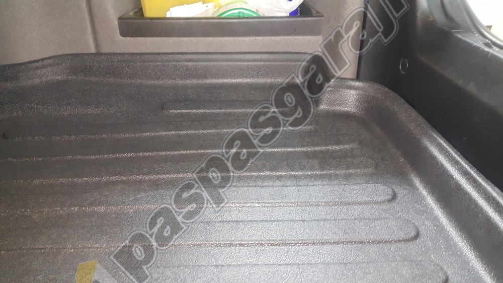 Kaiser Bmw 5 Serisi E39 Bagaj Havuzu, 1995-2004 Kaiser Bmw 5 Serisi E39 Bagaj Havuzu, 1995-2004