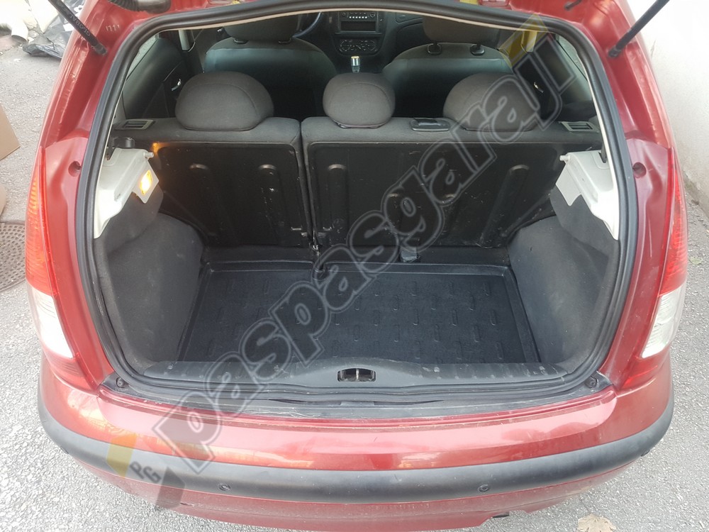 Kaiser Citroen C3 Bagaj Havuzu, 2002-2009 Arası Kaiser Citroen C3 Bagaj Havuzu, 2002-2009 Arası