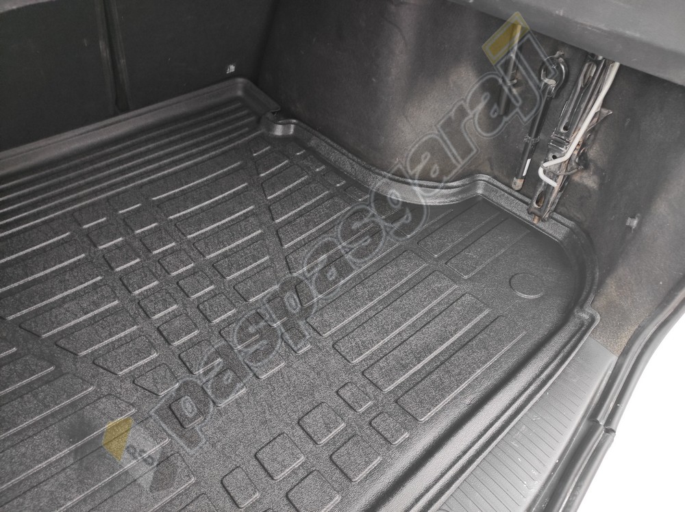 Kaiser Dacia Logan MCV 5 Koltuk Bagaj Havuzu, 2013- Sonrası Kaiser Dacia Logan MCV 5 Koltuk Bagaj Havuzu, 2013- Sonrası