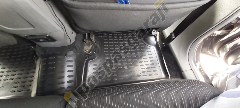 Kaiser FORD Focus 2 3D Havuzlu Paspas 2004 2011 Arası