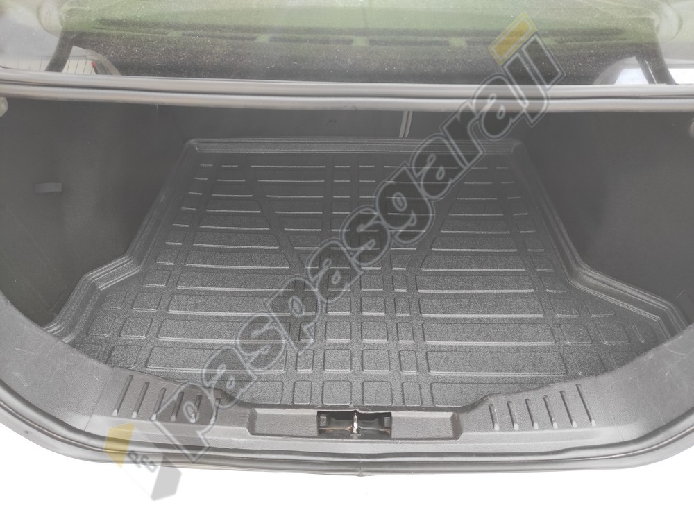 Kaiser Ford Focus 4 Sedan Bagaj Havuzu, 2015-2018 Arası