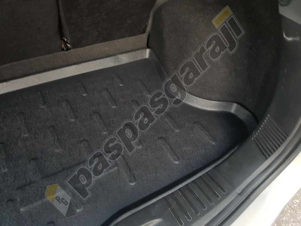 Kaiser Ford Fusion Bagaj Havuzu, 2002-2015 Arası Kaiser Ford Fusion Bagaj Havuzu, 2002-2015 Arası