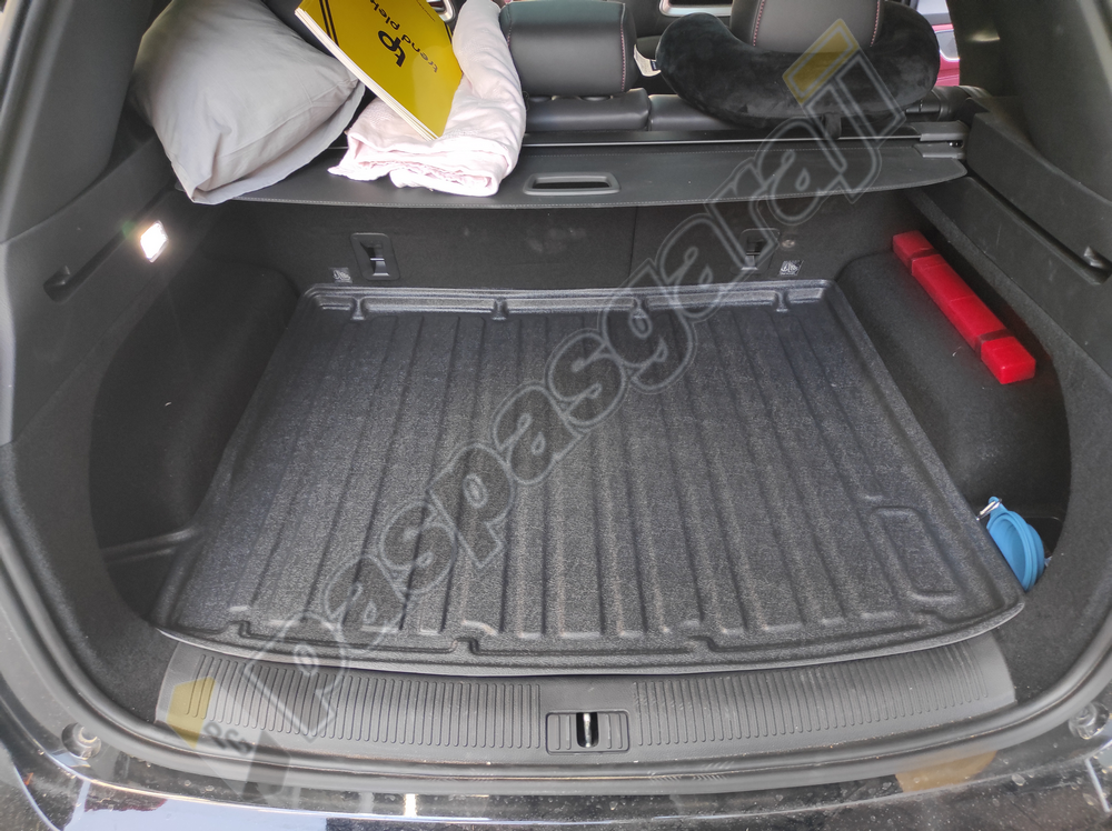 Kaiser MG HS Bagaj Havuzu, 2018-2024 Arası Kaiser MG HS Bagaj Havuzu, 2018-2024 Arası