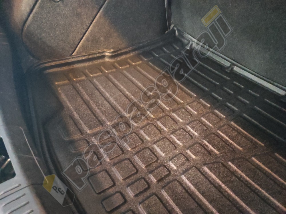 Kaiser Mazda 3 Sedan Bagaj Havuzu, 2003-2009 Arası Kaiser Mazda 3 Sedan Bagaj Havuzu, 2003-2009 Arası