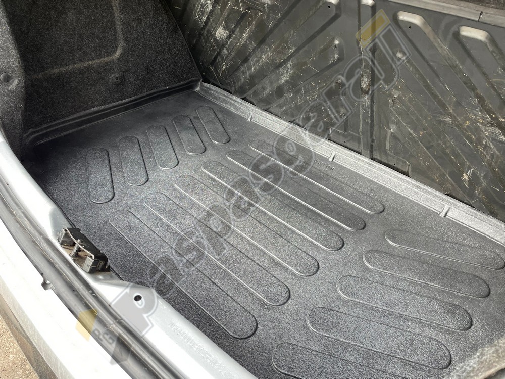 Kaiser Peugeot 206 HB Bagaj Havuzu, 1999-2016 Arası Kaiser Peugeot 206 HB Bagaj Havuzu, 1999-2016 Arası