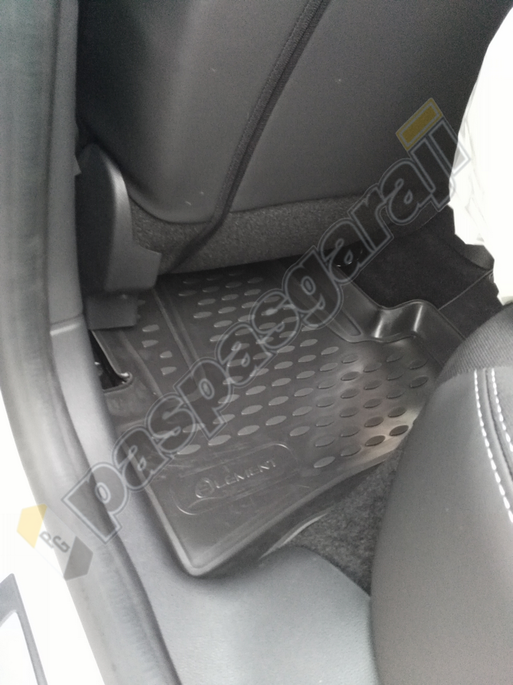 Kaiser RENAULT Clio 4 2012 2019 Arası 3D Havuzlu Paspas Kaiser RENAULT Clio 4 2012 2019 Arası 3D Havuzlu Paspas