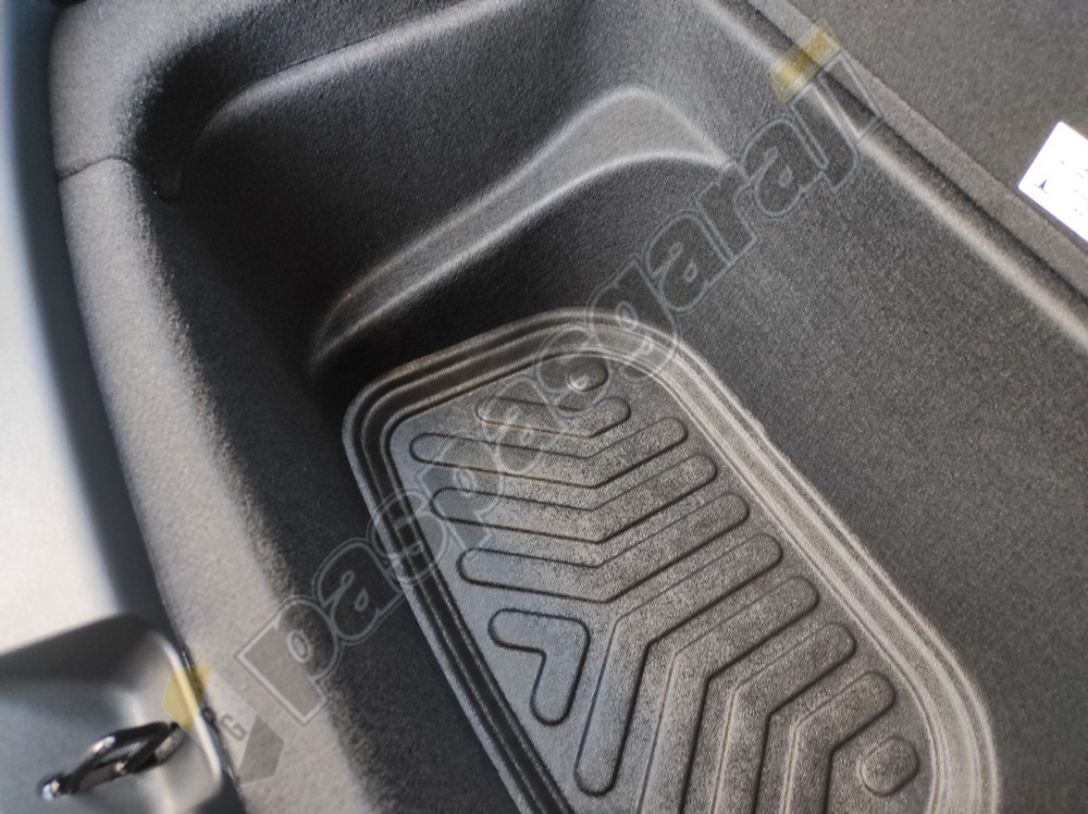 Kaiser Tesla Model Y Juniper Arka Küçük Bagaj Havuzu, 2025- Kaiser Tesla Model Y Juniper Arka Küçük Bagaj Havuzu, 2025-