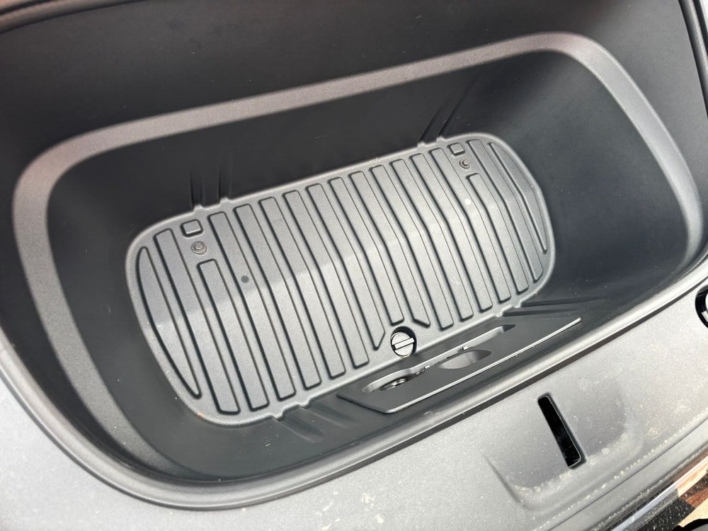 Kaiser Tesla Model Y Juniper Ön Küçük Bagaj Havuzu, 2025- Sonrası Kaiser Tesla Model Y Juniper Ön Küçük Bagaj Havuzu, 2025- Sonrası