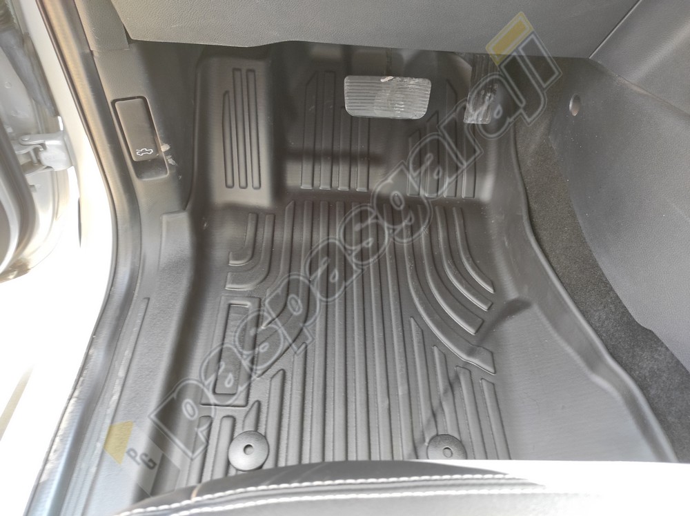 Kaiser Volkswagen Amarok İthal Havuzlu Paspas, 2023- Kaiser Volkswagen Amarok İthal Havuzlu Paspas, 2023-