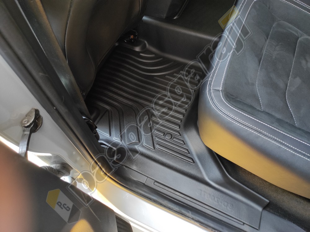 Kaiser Volkswagen Amarok İthal Havuzlu Paspas, 2023- Kaiser Volkswagen Amarok İthal Havuzlu Paspas, 2023-