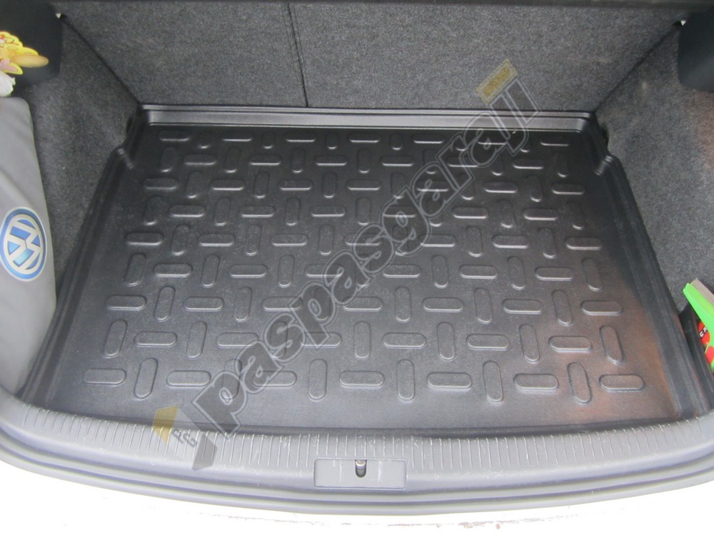 Kaiser Volkswagen Golf 5 Bagaj Havuzu, 2003-2009 Arası