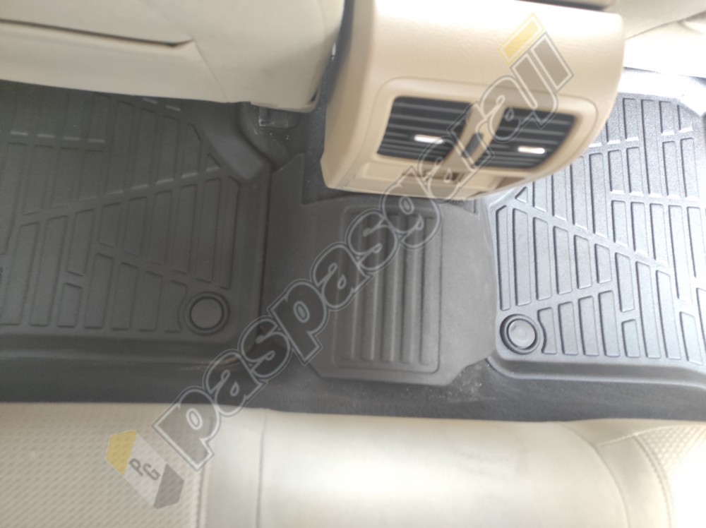 Kaiser Volkswagen Passat B6 Havuzlu 3D  Maxi Paspas, 2005-2010