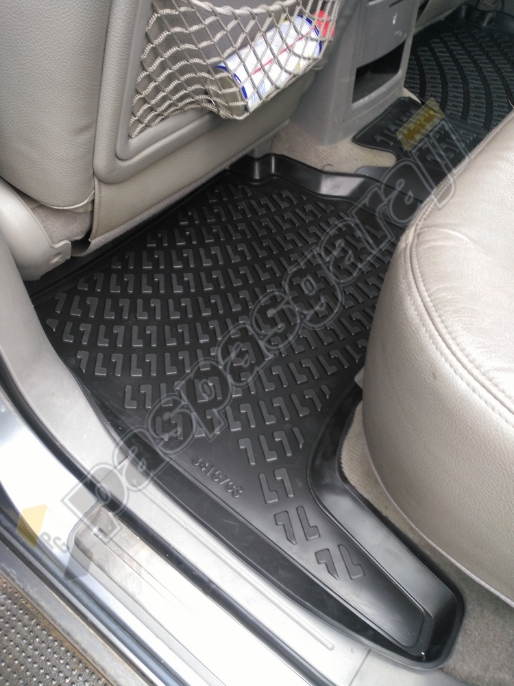 Kia Sorento Kaiser Havuzlu 3D Paspas, 2003-2009 Arası