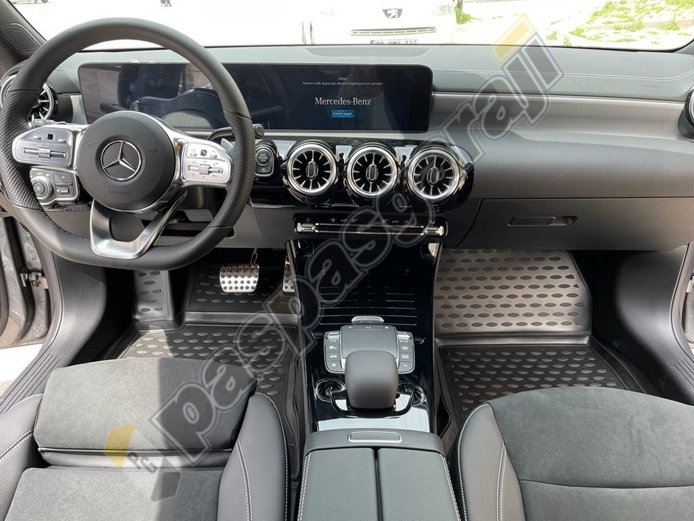 Mercedes CLA Serisi W118 Havuzlu Paspas 2019-2025 Arası Mercedes CLA Serisi W118 Havuzlu Paspas 2019-2025 Arası