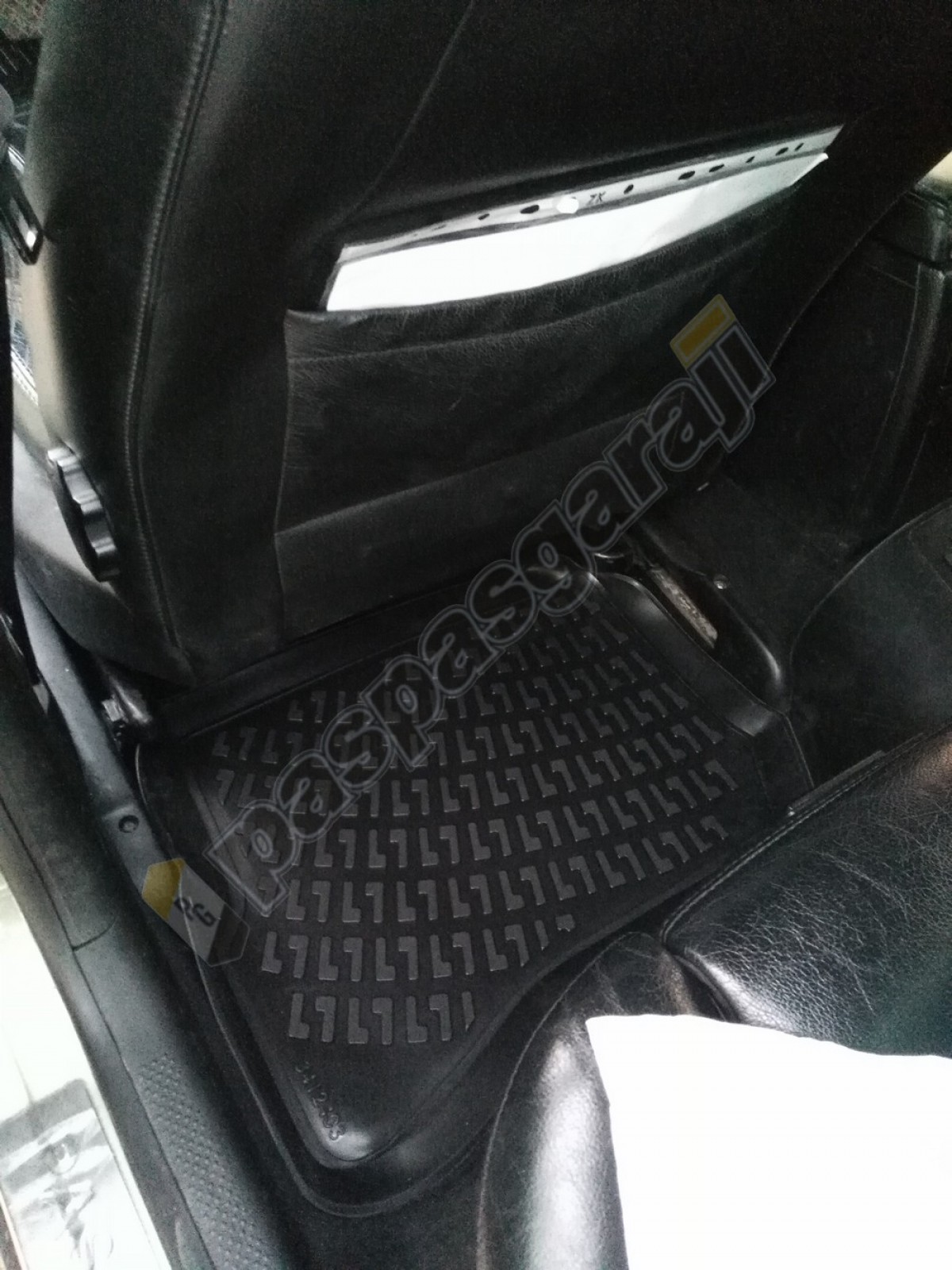 Paspasgaraji Volkswagen Passat B5 B5.5 Havuzlu 3D Paspas, 1996-2005