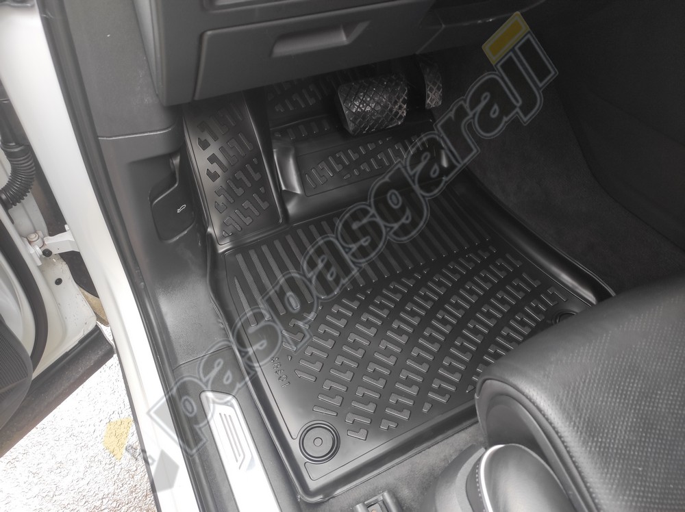 Paspasgaraji Volkswagen Touareg Havuzlu 3D Paspas, 2018-