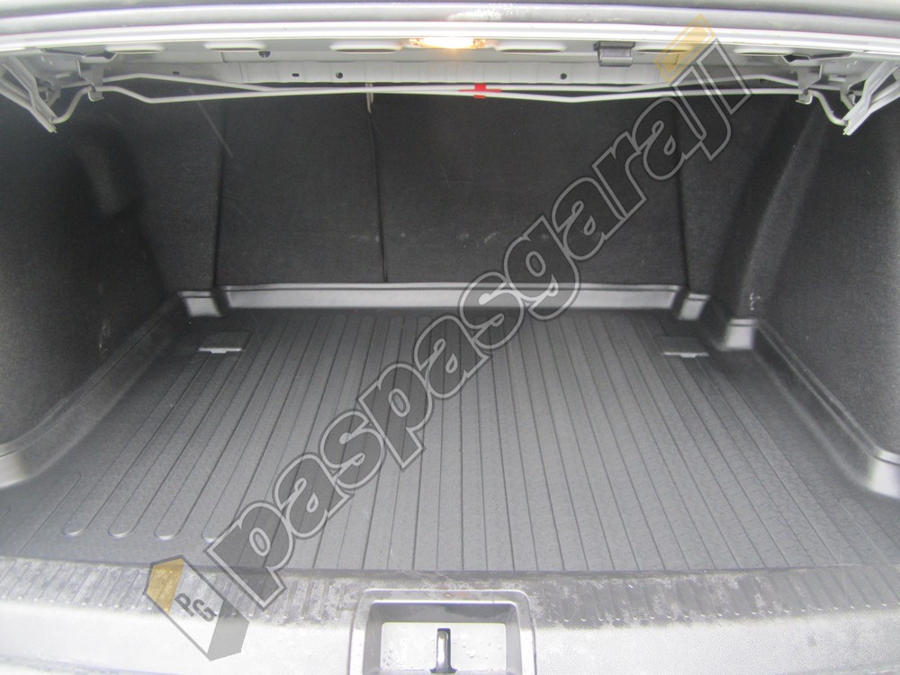 Renault Fluence Bagaj Havuzu 2009-2019 Arası