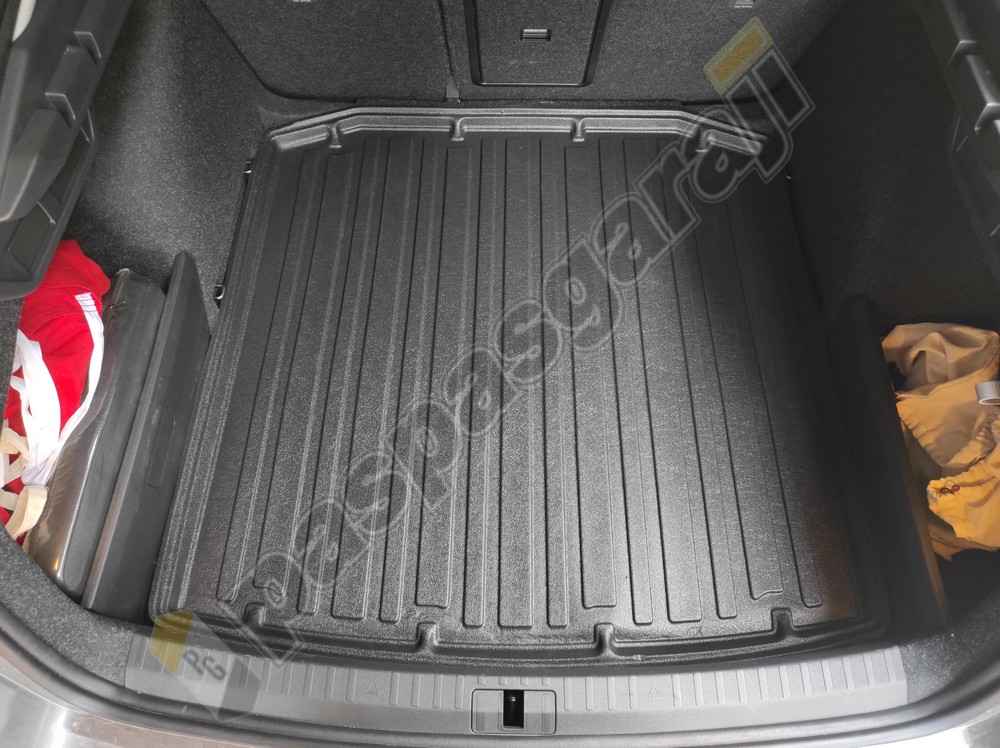 Skoda Octavia Sedan A8 Bagaj Havuzu 2021- Sonrası