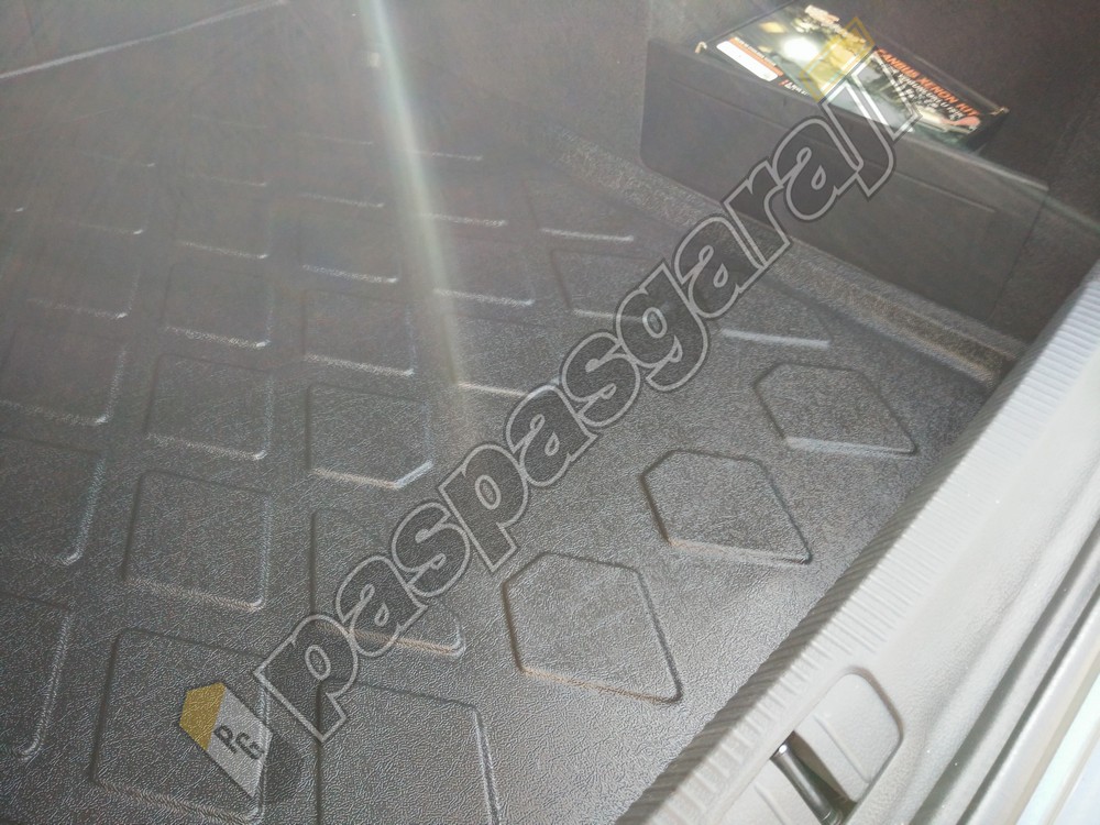 Volkswagen Jetta Comfort-Highline Cepsiz Bagaj Havuzu 2011-2019 Arası