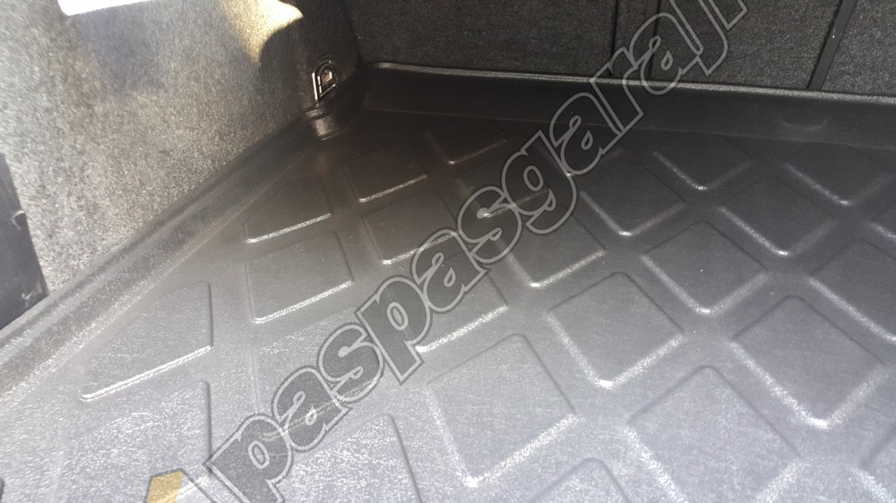 Volkswagen Passat B6 Sedan Bagaj Havuzu 2005-2010 Arası