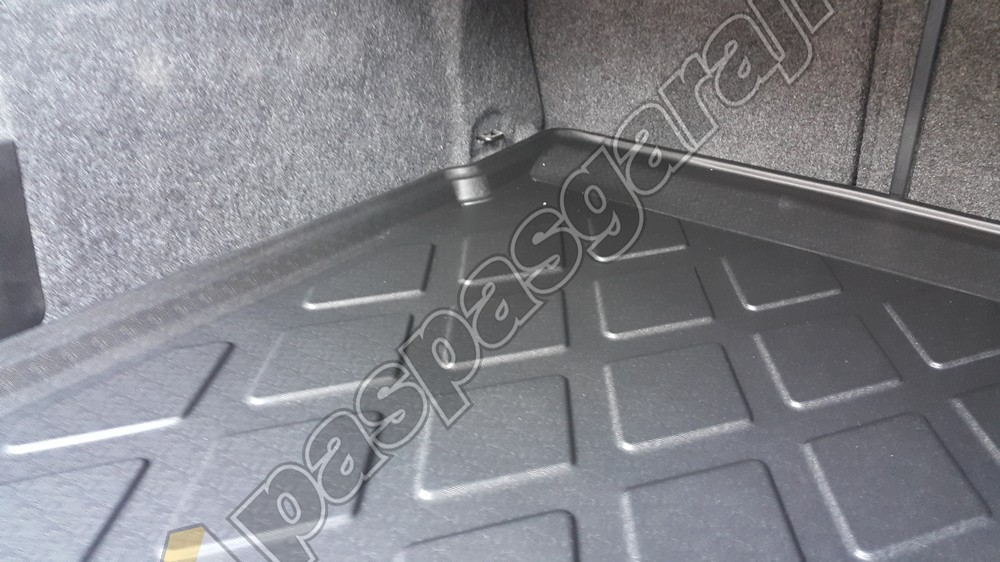 Volkswagen Passat B6 Sedan Bagaj Havuzu 2005-2010 Arası