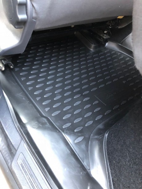 Kaiser VOLKSWAGEN Amarok 3D Havuzlu Paspas Siyah