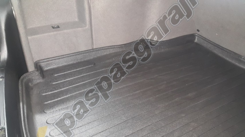 Kaiser Bmw 5 Serisi E39 Bagaj Havuzu, 1995-2004