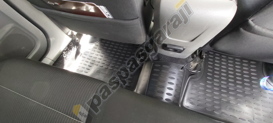 Kaiser FORD Focus 2 3D Havuzlu Paspas 2004 2011 Arası