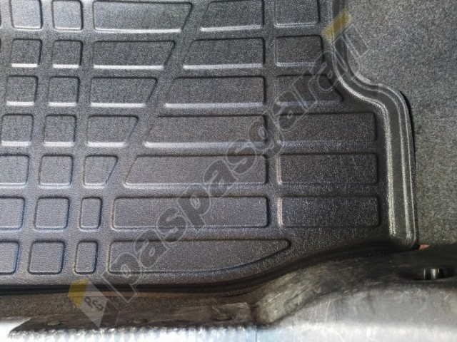 Kaiser Ford Focus 1 Sedan Bagaj Havuzu, 1998-2004 Arası