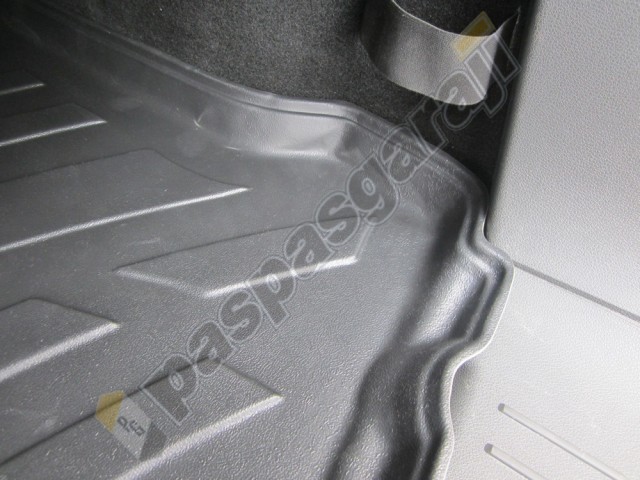 Kaiser Ford Kuga Bagaj Havuzu, 2008-2012 Arası