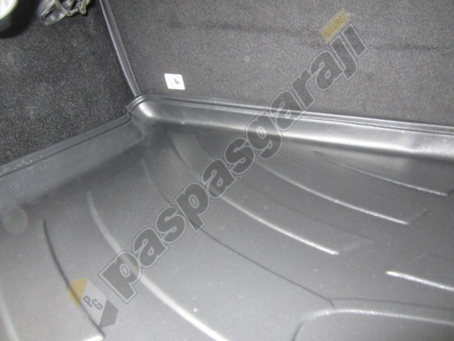 Kaiser Ford Kuga Bagaj Havuzu, 2008-2012 Arası