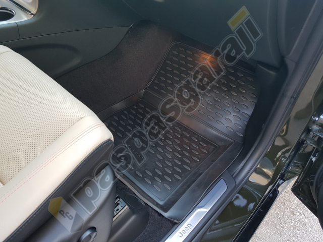 Kaiser Jeep Grand Cherokee WK2 3D Havuzlu Paspas, 2010-2015 Arası