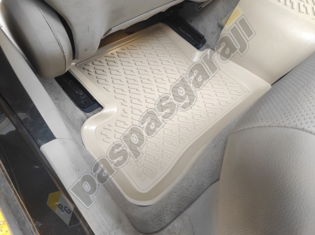 Kaiser Mercedes C Serisi w205 3D BEJ Havuzlu Paspas,2014-2021 Arası
