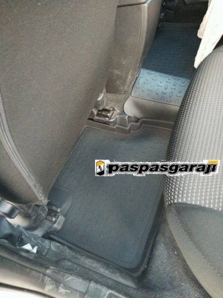 Mazda 3 2 2009-2013 4D Seintex Havuzlu Paspas