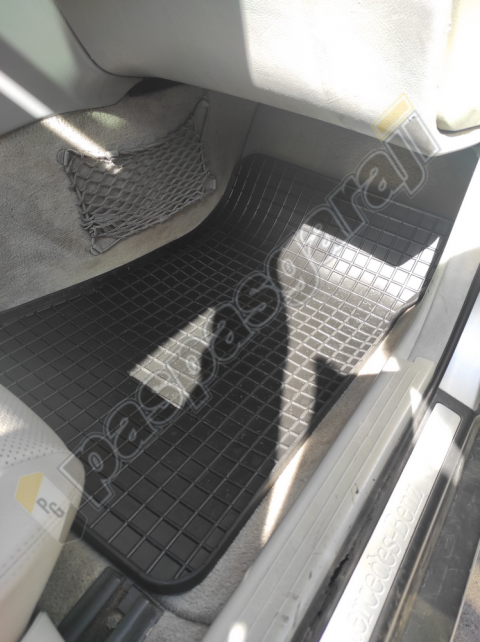 Seintex Mercedes C-Class W203 4D Havuzlu Paspas 2000-2007 Arası