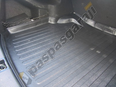 Mercedes C Serisi Sedan W204 Plastikli Bagaj Havuzu 2007-2013 Arası