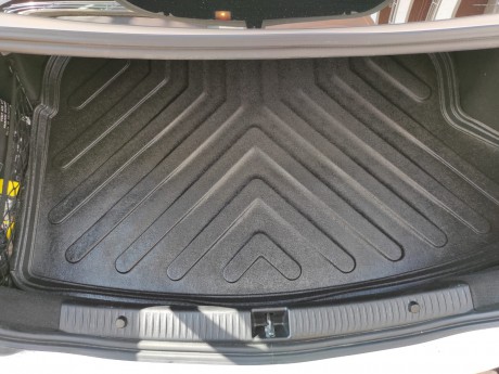 Mercedes C Serisi Sedan W205 Rampalı ve Kulaklı Bagaj Havuzu 2014-2021 Arası