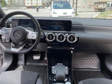 Mercedes CLA Serisi W118 Havuzlu Paspas 2019- Sonrası