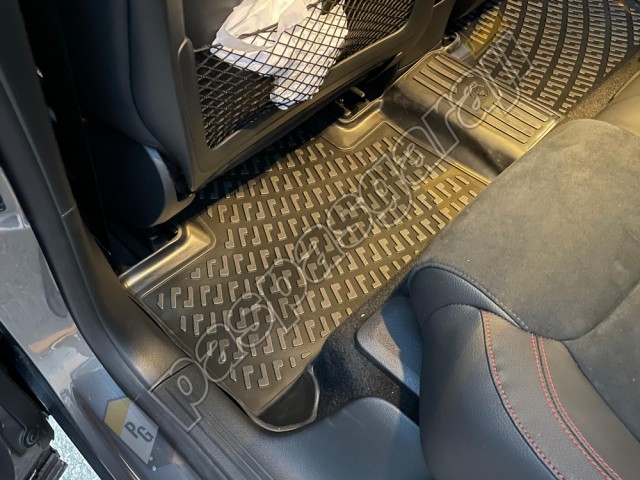 Mercedes EQB 2021 Sonrası Havuzlu Paspas