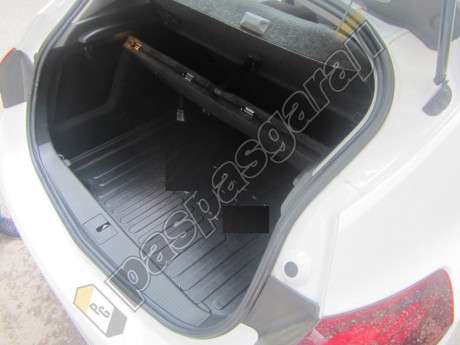 Opel Astra J HB Bagaj Havuzu 2010-2015 Arası