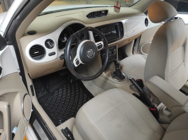 Paspasgaraji Volkswagen Beetle 3D Havuzlu Paspas, 2011-