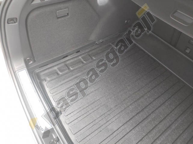 Paspasgaraji Volkswagen Passat B9 STW ALT Kademe Bagaj Havuzu, 2024-