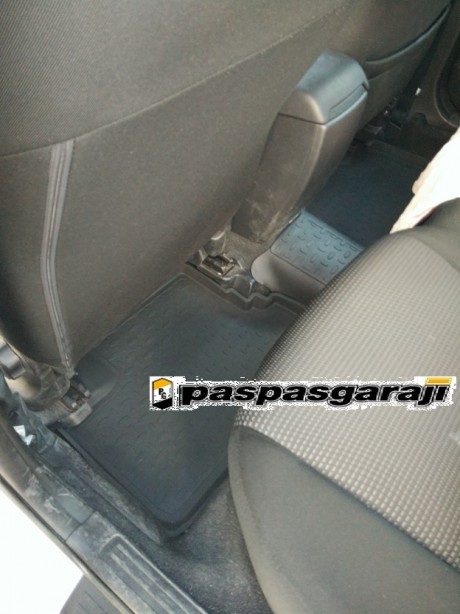 Seintex Mazda 3 2 4D Havuzlu Paspas 2009-2013 Arası